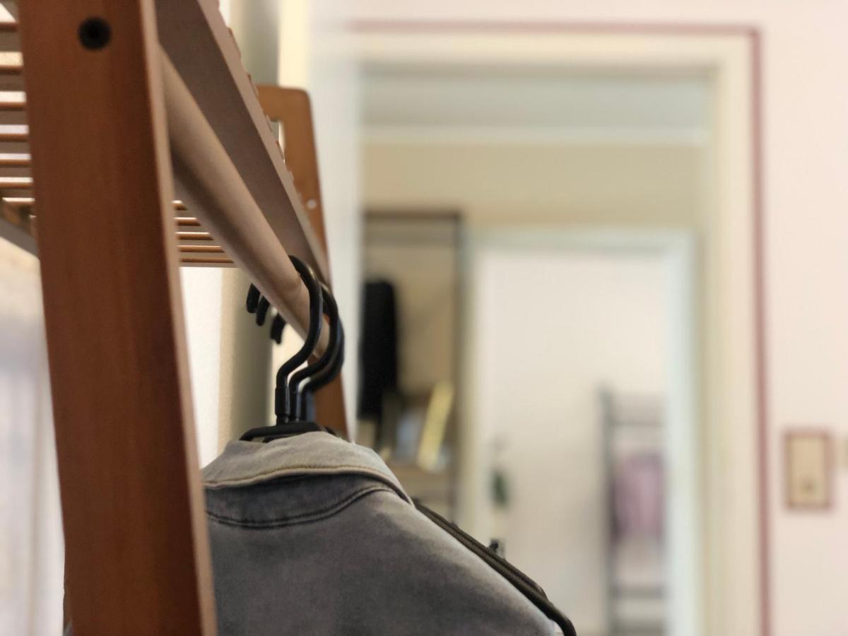 Golden Design Apartment Familie Business 6 Pers Buero Fitnessecke Naehe Messe Dus 1000 Mbit Duisburg Dış mekan fotoğraf