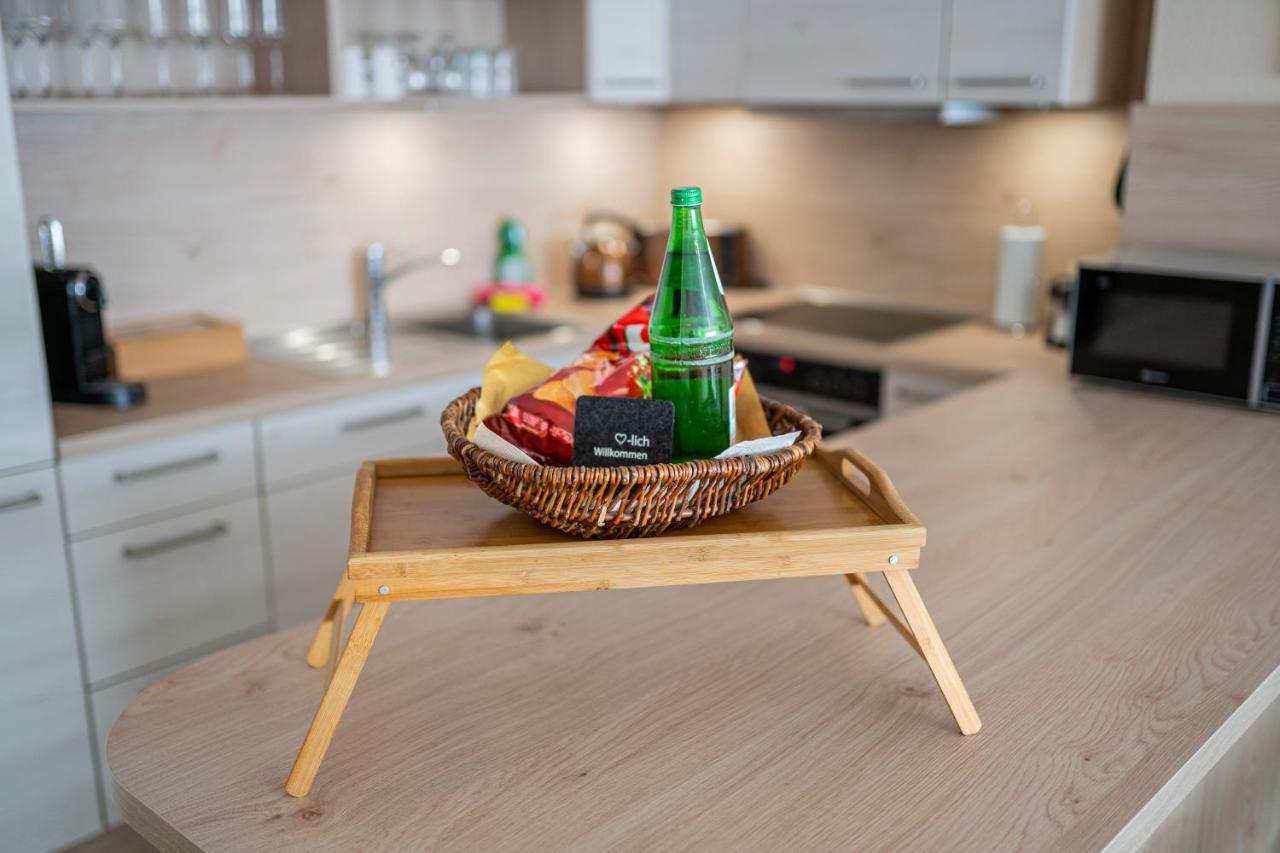 Golden Design Apartment Familie Business 6 Pers Buero Fitnessecke Naehe Messe Dus 1000 Mbit Duisburg Dış mekan fotoğraf