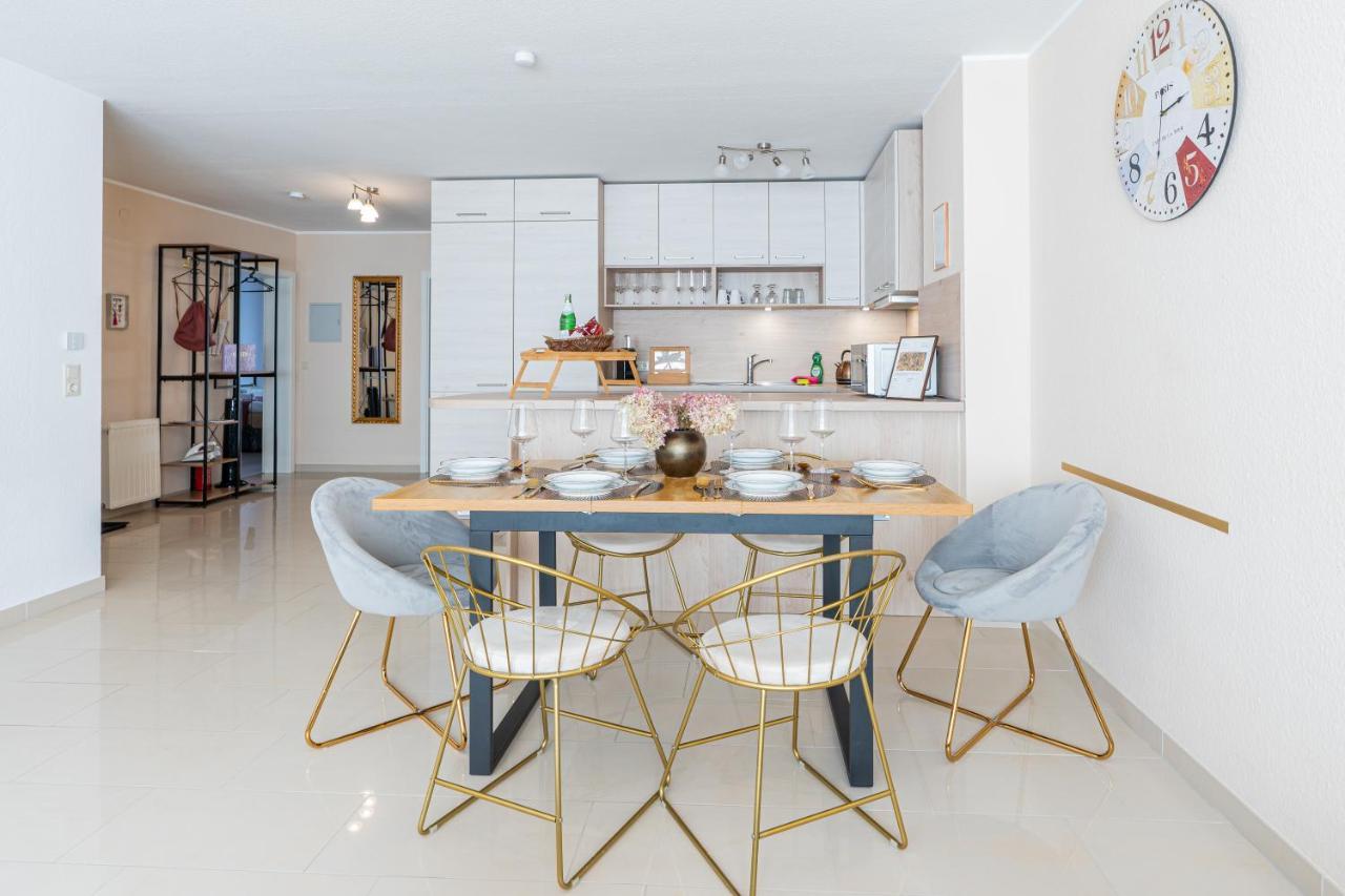 Golden Design Apartment Familie Business 6 Pers Buero Fitnessecke Naehe Messe Dus 1000 Mbit Duisburg Dış mekan fotoğraf